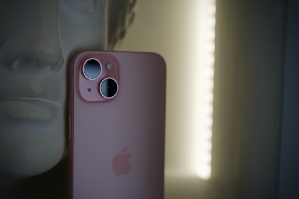 iPhone 15