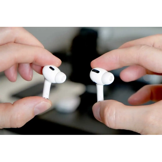 Все прелести Apple AirPods Pro 2: Непревзойденный звук и комфорт